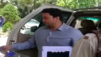 रियल लाइफ में ऐसे है Panchayat 2 के मालती के पति, देखिए अभिषेक झा का Exclusive इंटरव्यू