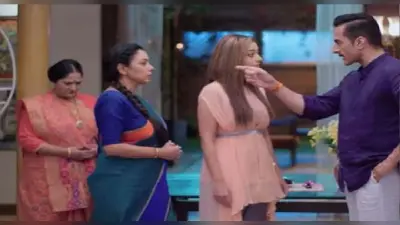 Anupama Spoiler Alert: काव्या के जॉब की खबर सुन भड़का वनराज, अनुपमा- अनुज के रिश्ते पर फिर उठाया सवाल