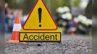Hardoi News: हरदोई में डबल डेकर बस ने बाइक में मारी टक्कर, 100 मीटर तक घसीटा, 2 भाइयों की दर्दनाक मौत