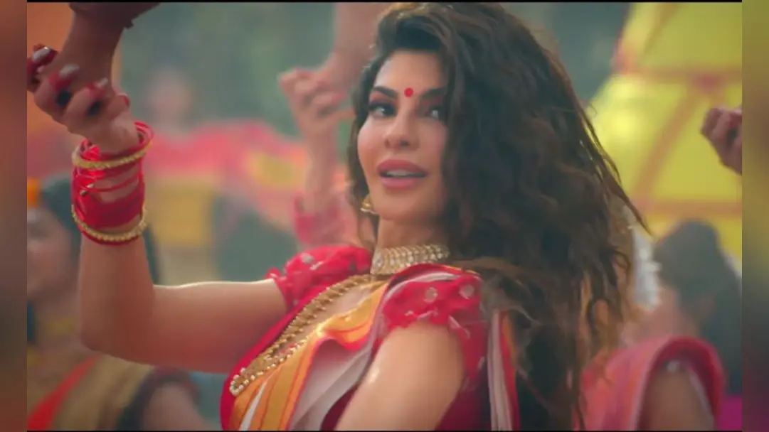 Badshah का वीडियो सॉन्ग Genda Phool रिलीज, बंगाली साड़ी में गजब ढा रहीं Jacqueline Fernandez… VIDEO