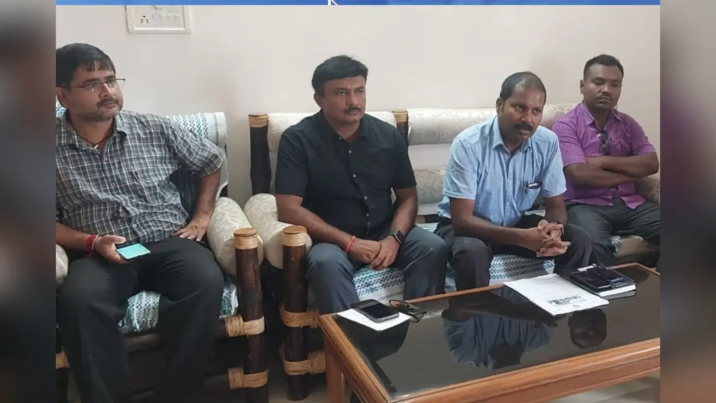 झारखंड:राजखरसावां रेलवे स्टेशन होगा विश्व स्तरीय, छह अगस्त को पीएम मोदी करेंगे शिलान्यास, बोले ADRM विनय कुजूर