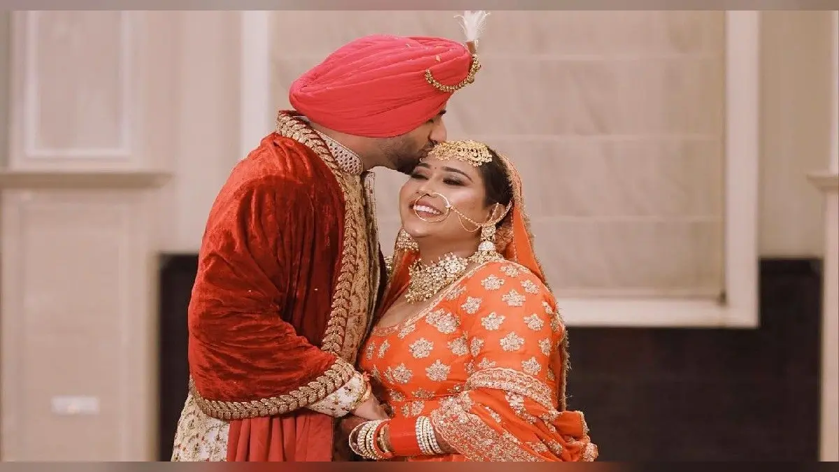 Afsana Khan Wedding: हमेशा के लिए एक-दूसरे के हुए अफसाना खान और Saajz, ब्राइडल लुक से नहीं हटेगी नजर