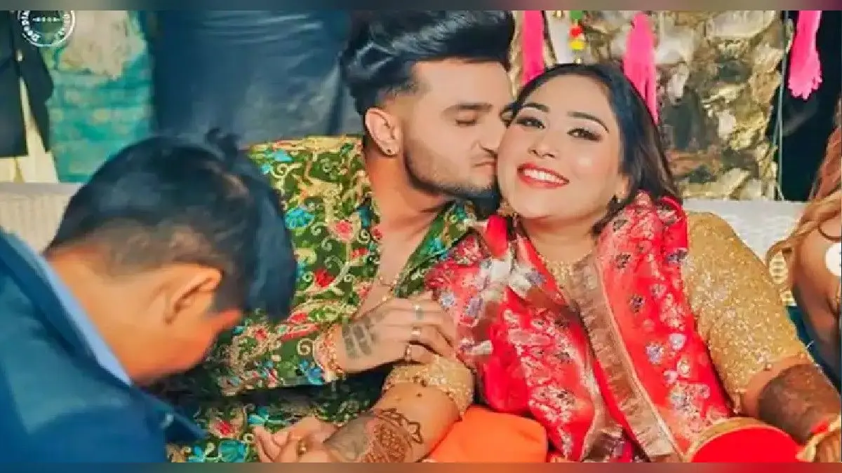Afsana Khan Wedding: अफसाना खान ने पिया के नाम की लगाई मेहंदी, राखी सावंत संग झूमती दिखीं सिंगर
