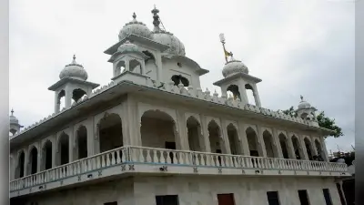 मुजफ्फरपुर: गुरुद्वारा में घुसा खून से लथपथ युवक, करने लगा नृत्य, कारण जान रह जाएंगे हैरान…