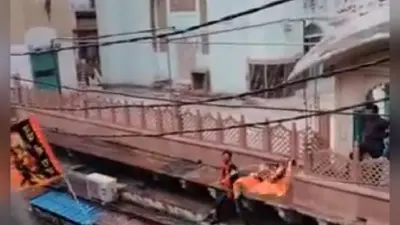 आगरा: मैरिज एनिवर्सरी फंक्शन को पुलिस ने बना दिया ड्रग्स पार्टी, कोर्ट ने निर्दोष को किया रिहा