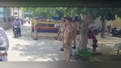 Agra News: जिला न्यायालय में पेशी पर आए आरोपी को 4 लोग लेकर हुए फरार, जिले में की गई नाकाबंदी