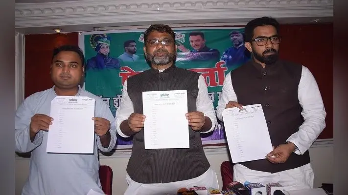 Politics: AIMIM सांसद असदुद्दीन ओवैसी ने राजनीतिक दलों पर बोला हमला, जानिए पीएम मोदी को क्यों दी बधाई?
