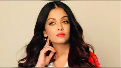 जमीन पर खाना खाती नजर आईं Aishwarya Rai, Amy Jackson द्वारा शेयर पूर्व मिस वर्ल्ड की फोटो वायरल