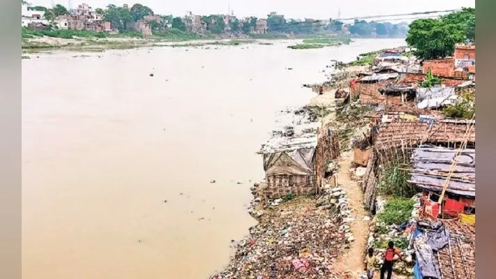 Bihar Flood Alert: तेजी से बढ़ रहा बूढ़ी गंडक का जलस्तर, 86 गांवों के हजारों परिवार की नींद हराम, मंत्री के पत्र से भी नहीं बना काम