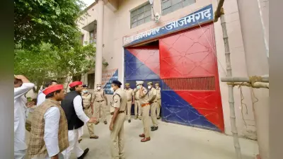 Akhilesh Yadav: अखिलेश यादव पहुंचे आजमगढ़ जेल, कार्यकर्ताओं का बढ़ाया मनोबल