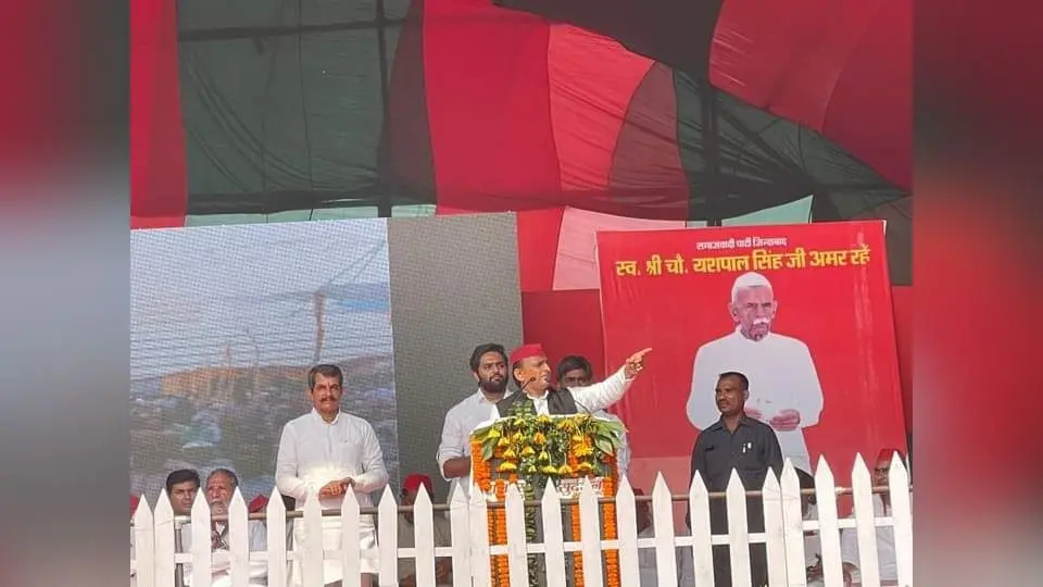 लखीमपुर घटना ने बदला यूपी का सियासी गणित? कांग्रेस से गठबंधन को तैयार अखिलेश! मगर शर्तों पर