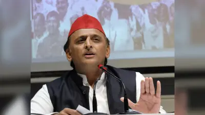 रौशन तेरा नाम अखिलेश करेंगे… मुलायम सिंह यादव के जन्मदिन पर सपा कार्यालय में सॉन्ग प्रस्तुत