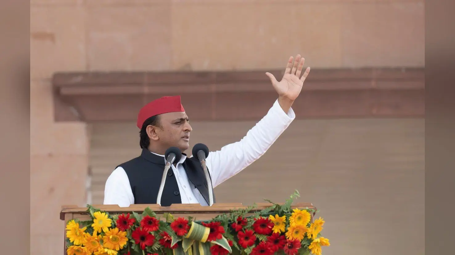 UP Election 2022: सपा सुप्रीमो अखिलेश यादव ने न भाजपा को छोड़ा न कांग्रेस को, एक ही बयान से दोनों पर किए वार