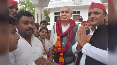 Akhilesh Yadav: अखिलेश यादव बोले लाउडस्पीकर तो गिन रहे हैं, लेकिन सरकार बताये कितनों को नौकरियां दीं
