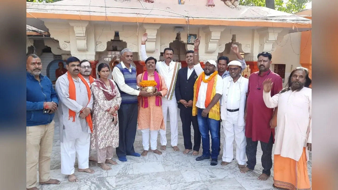 अयोध्या की श्रीरामजन्म भूमि से पूजित अक्षत का रांची में भव्य स्वागत, श्रीराम मंदिर चुटिया में हुआ आरती पूजन