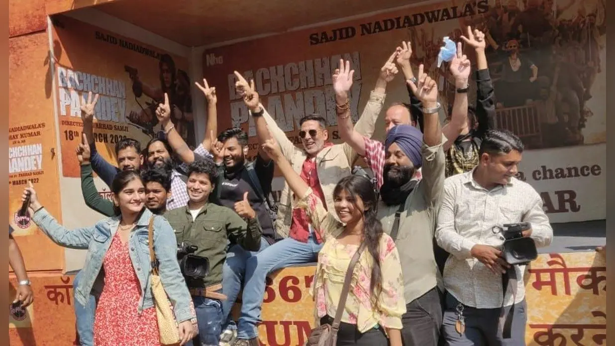 अक्षय कुमार ने ‘बच्चन पांडे की सवारी’ को दिखाई हरी झंडी! सुपरस्टार कुछ अलग अंदाज में कर रहे प्रमोशन
