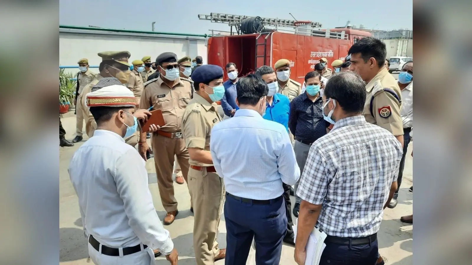Aligarh News: अलीगढ़ में अमोनिया गैस रिसाव पर शासन ने बैठाई जांच, FSL भेजा वेल्डिंग पाइप का टुकड़ा