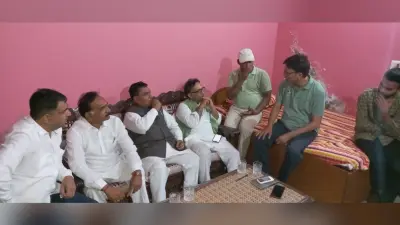 Aligarh News: सांगवान सिटी पहुंचे कांग्रेस नेता, अनुसूचित जाति के परिवारों से मिले