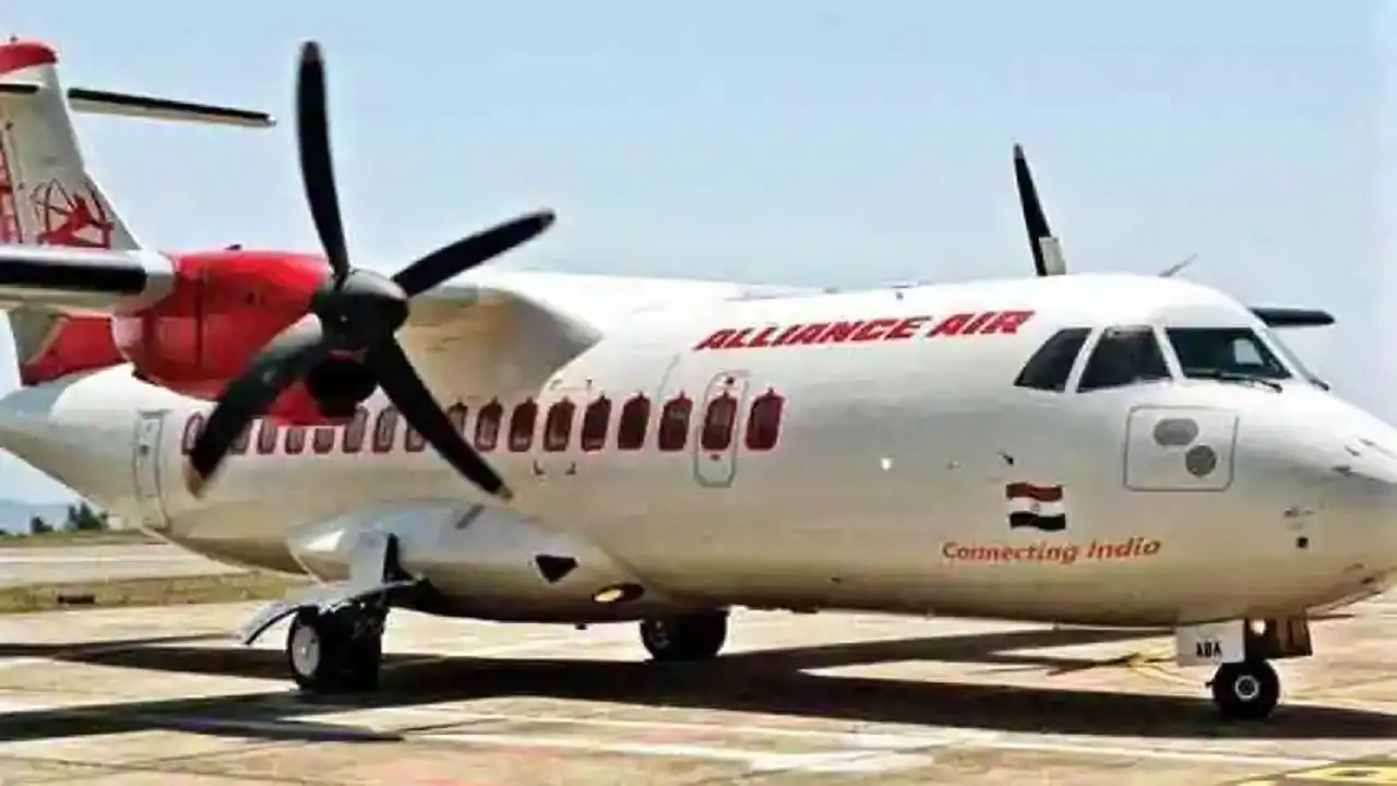 मुंबई से एलायंस एयर का एक विमान बिना इंजन कवर के उड़ा, 70 लोग थे सवार