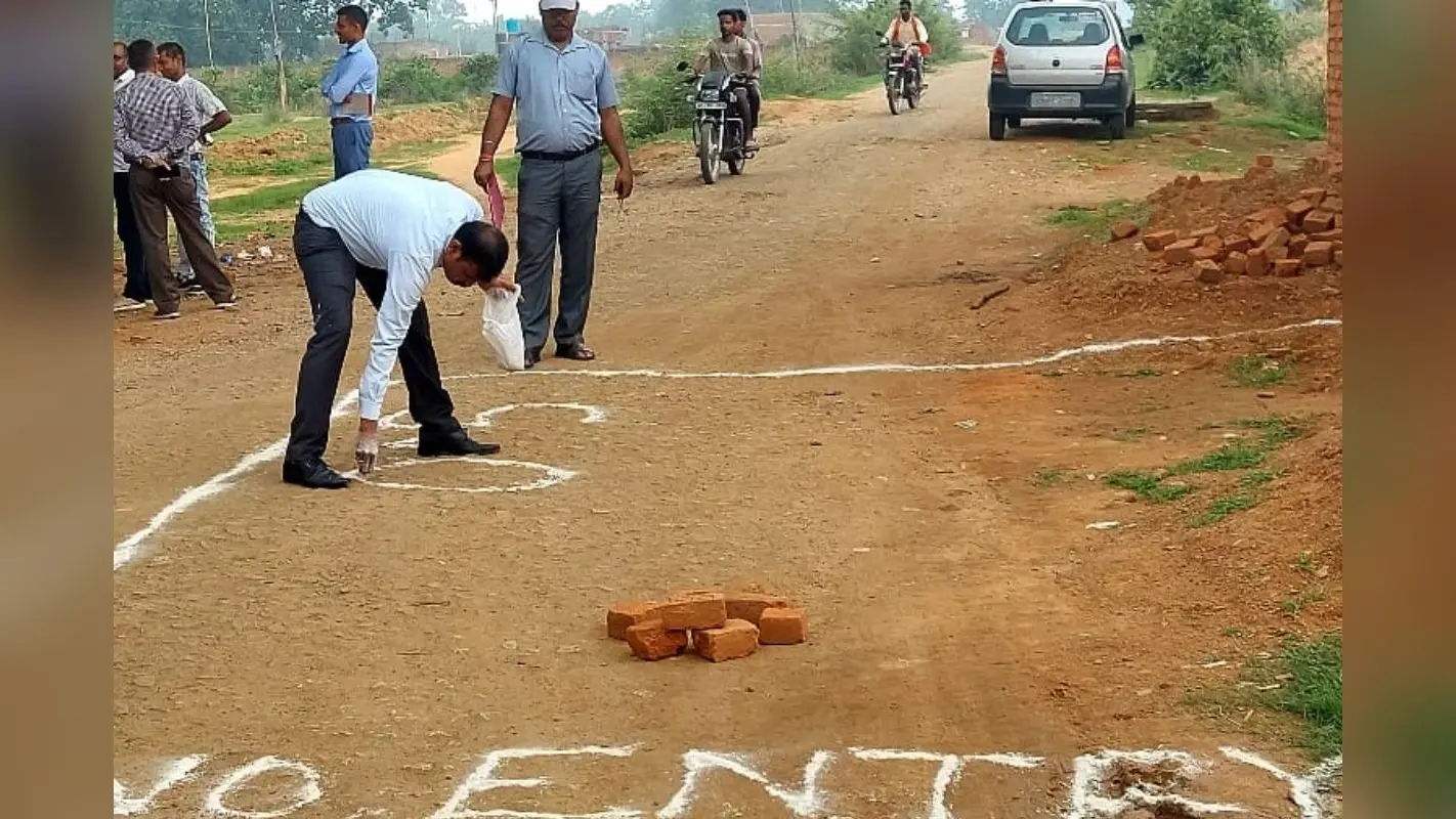 PHOTOS:अमन साहू के गुर्गों की गोलीबारी में घायल ATS डीएसपी व दारोगा की हालत स्थिर, जांच में जुटी CID की टीम