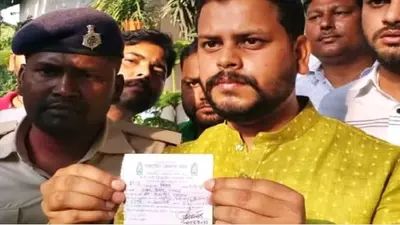बोचहां उपचुनाव : ‘मैं बनूंगा RJD प्रत्याशी’, मुसाफिर पासवान के बेटे अमर पासवान ने छोड़ा मुकेश सहनी का साथ