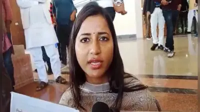 औरंगाबाद में मां सतबहिनी पूजन व कलश यात्रा के साथ हुआ अंबे महोत्सव का आगाज, बच्चों ने झांकी से किया जागरूक