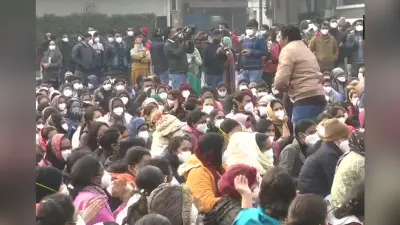 AIIMS Nurse Strike: कोरोना महामारी के बीच अनिश्चितकालीन हड़ताल पर गईं AIIMS की नर्स, बढ़ेगी मरीजों की परेशानी