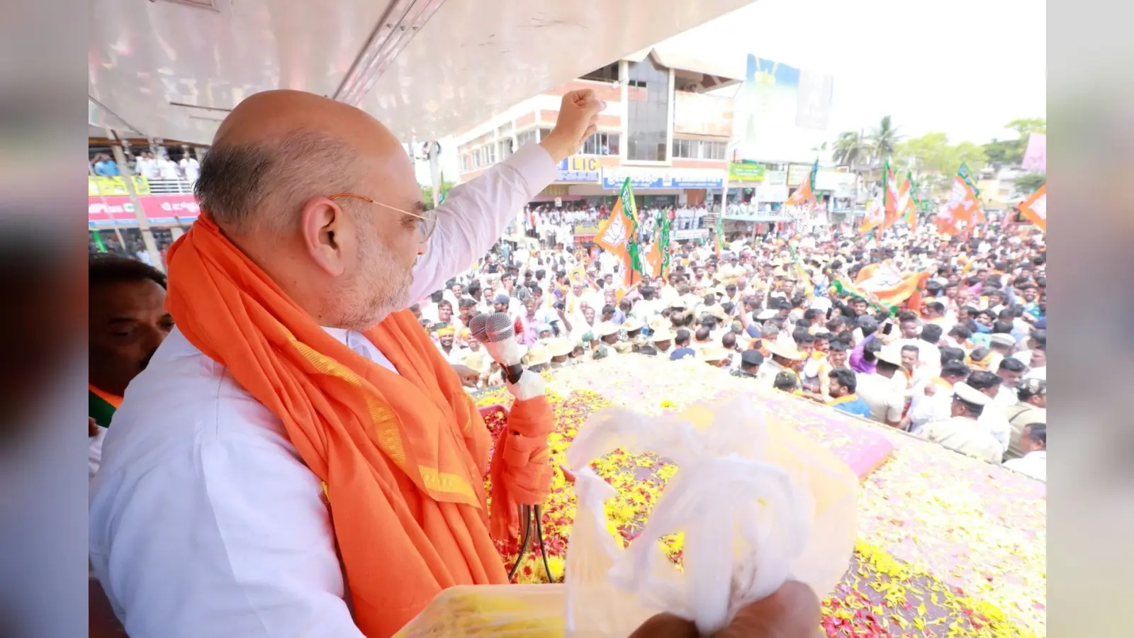 The Kashmir Files: गृह मंत्री अमित शाह से मिली ‘द कश्मीर फाइल्स’ की टीम, अनुपम खेर ने लिखी ये खास बात