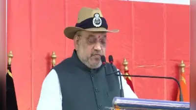भारत-पाकिस्तान सीमा पर पहुंचे अमित शाह, कहा- देश को बीएसएफ पर गर्व