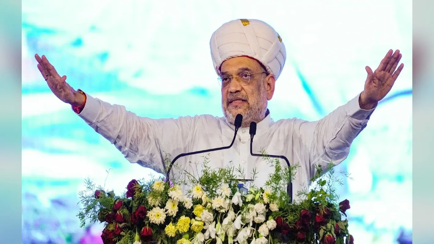 चुनाव मोदी जी के नाम पर लड़ा और सीएम बनने के लिए कांग्रेस की गोद में बैठ गये उद्धव ठाकरे, अमित शाह का तंज
