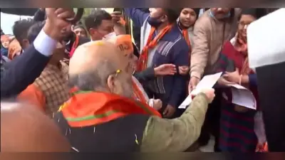 UP Election 2022: कैराना में अमित शाह घर-घर जाकर मांग रहे वोट, डोर-टू-डोर प्रचार नीति पर आयोग की ‘नजर’