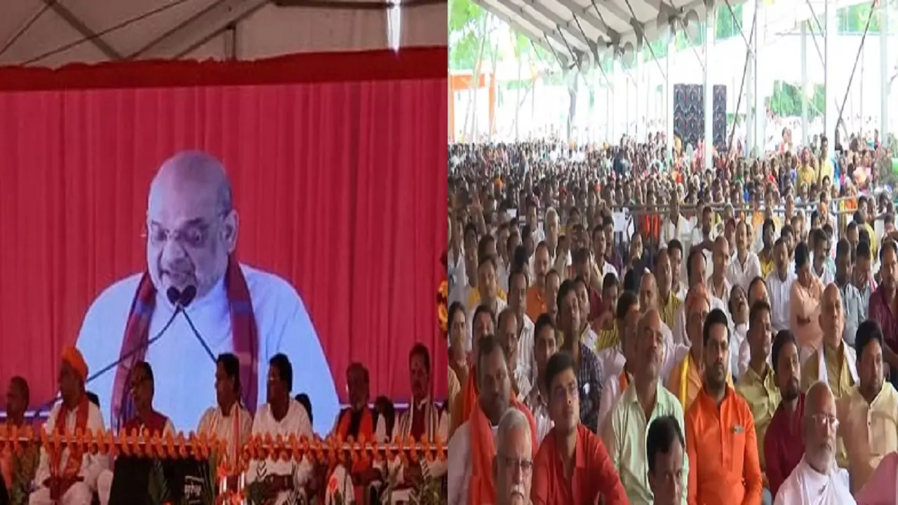 बिहार में अमित शाह के मंच से भोजपुरी के लिए बड़ी मांग, सांसद ने कहा- आठवीं अनुसूची में किया जाए शामिल…