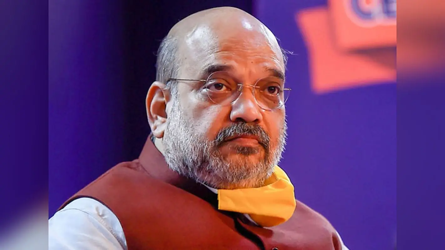 कोरोना और प्रदूषण के डबल अटैक से आफत में दिल्ली, अमित शाह ने बुलाई इमरजेंसी मीटिंग, केजरीवाल के साथ ये भी रहेंगे मौजूद