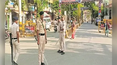 पटना में 100 की स्पीड में डिवाइडर पार कर गाड़ियों से टकराई कार, तीन घंटे तक कार में फंसा रहा युवक
