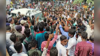समस्तीपुर में परीक्षा के दौरान छात्र की मौत पर हंगामा, कॉलेज में भारी तोड़फोड़, विवि ने स्थगित की परीक्षा
