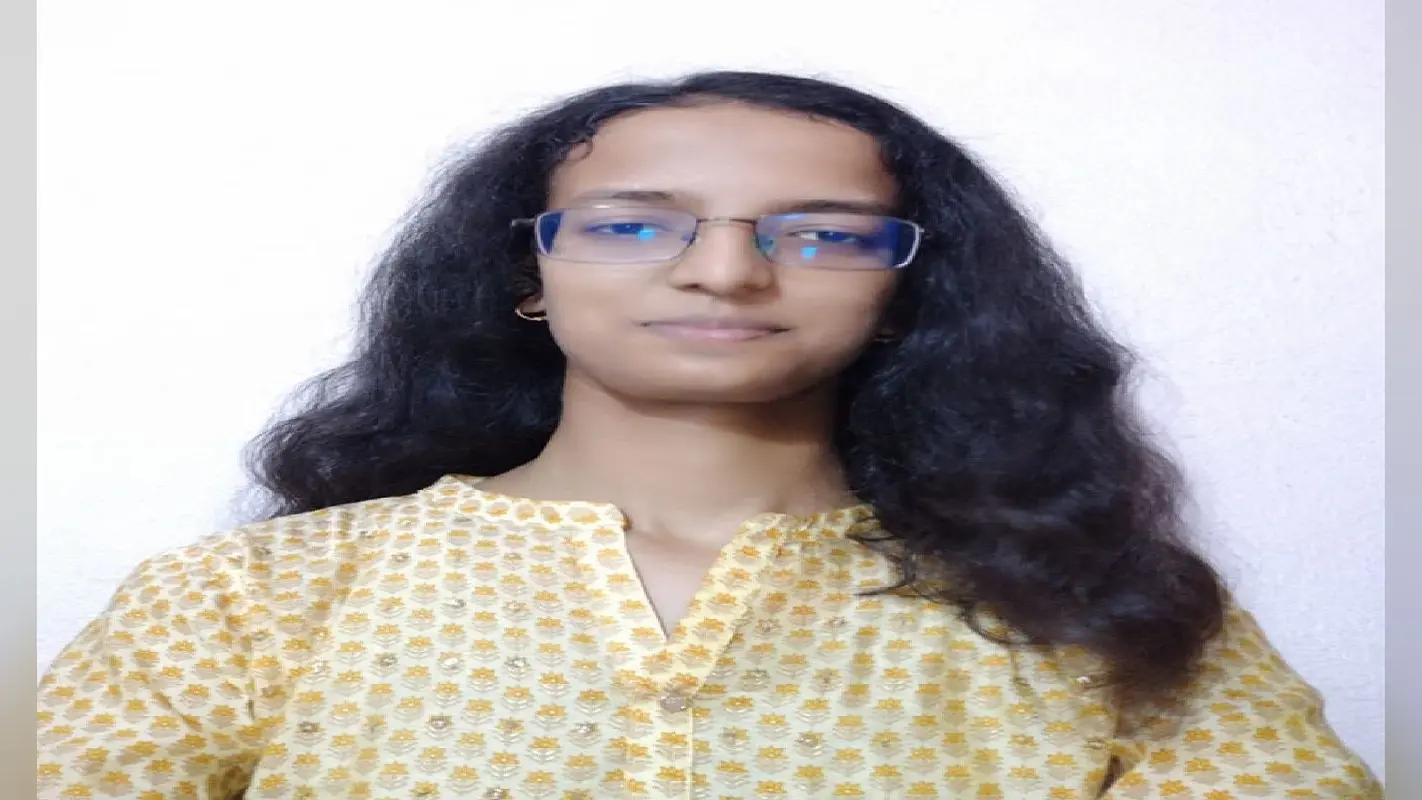 NEET के बाद JEE Advanced में दरभंगा की अक्षरा का कमाल, गुवाहाटी जोन में लड़कियों में बनीं टॉपर