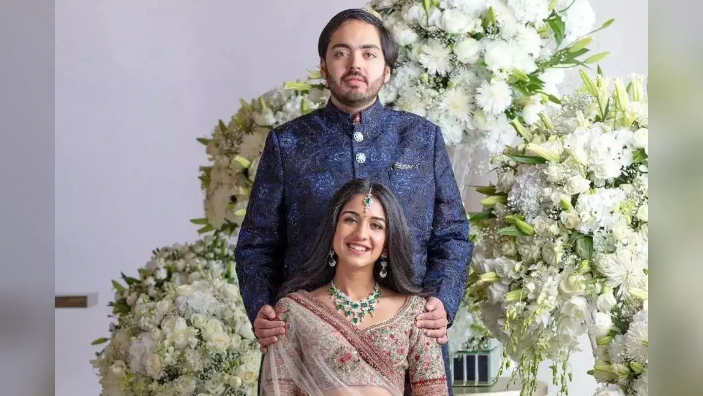 राधिका मर्चेंट से शादी करेंगे अनंत अंबानी, नाथद्वारा में श्रीनाथजी के मंदिर में हुआ रोका समारोह