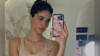 Ananya Panday: 25 साल की उम्र में अनन्या पांडे ने बना ली इतनी संपत्ति, एक फिल्म के लिए लेती हैं तगड़ी फीस