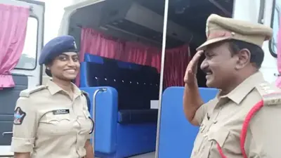 DSP बेटी को ऑन ड्यूटी इंस्पेक्टर पिता का सैल्यूट करते फोटो ने जीता लोगों का दिल, सोशल मीडिया पर हो रही जमकर तारीफ