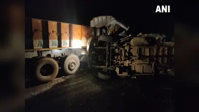 Andhra Pradesh Road Accident : आंध्र प्रदेश में भीषण सड़क हादसा, बस और ट्रक की टक्कर में 8 महिला सहित 13 की मौत
