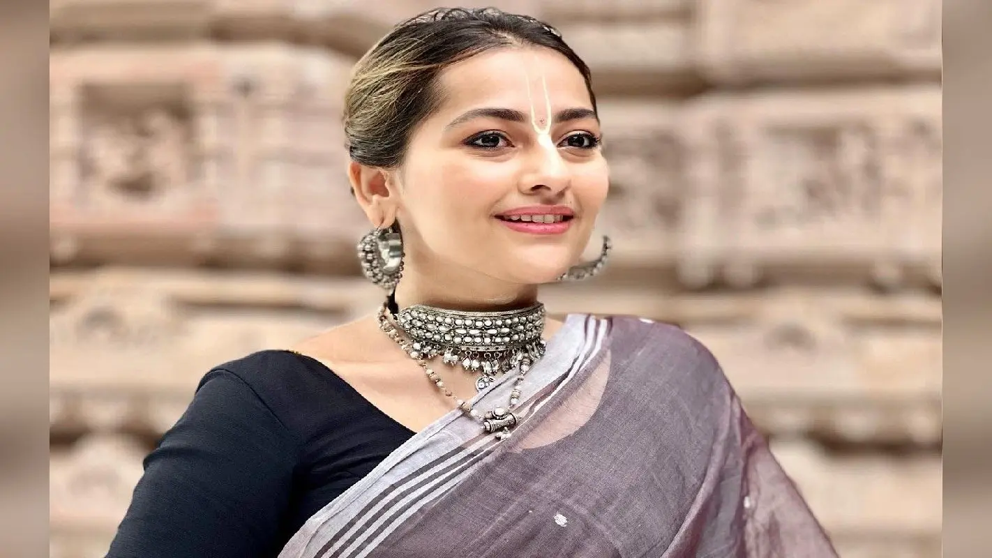 Anupama की ‘नंदिनी’ Anagha Bhosale का नया लुक वायरल, ग्लैमर छोड़ बनी ‘कृष्ण भक्त’