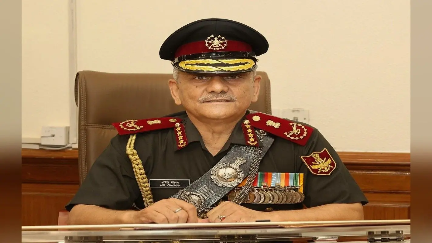 सीडीएस जनरल अनिल चौहान ने सेना को बताया थिएटर कमांड अपरिवर्तनीय