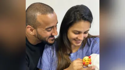 अनीता हसनंदानी ने शेयर की बेटे की पहली झलक, प्यार से गोद में थामे आईं नजर, आप भी देखिए ये क्यूट फोटो