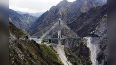 VIDEO: 331 मीटर ऊंचा देश का पहला केबल रेल ब्रिज रिकॉर्ड समय में बनकर तैयार, देखें इंजीनियरिंग का बेजोड़ नमूना