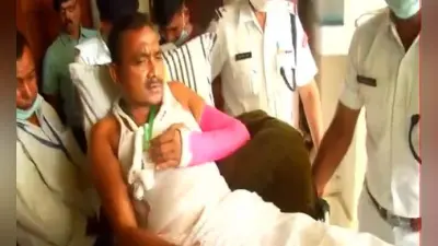 राष्ट्रपति चुनाव: वोट डालने पहुंचे तेजस्वी, स्ट्रेचर पर आये भाजपा विधायक, नीतीश कुमार नहीं करेंगे मतदान