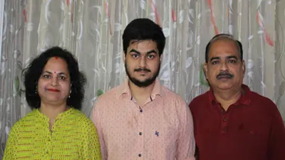 महिलाओं की सुरक्षा का पुख्ता इंतजाम, सरायकेला के अंकित ने मोबाइल ऐप ‘फाइलो’ किया विकसित, जानें क्या है खासियत