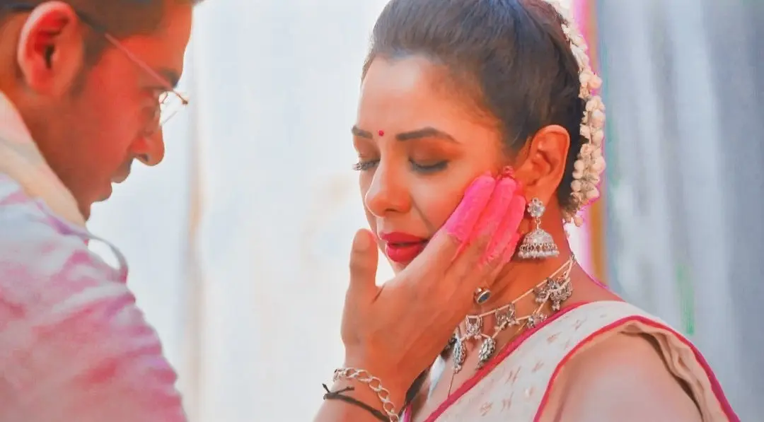 Anupama 18 March Episode:वनराज का प्लान हुआ फेल,अनुपमा पर चढ़ा अनुज के प्यार का रंग, होली पर आएगा ट्विस्ट