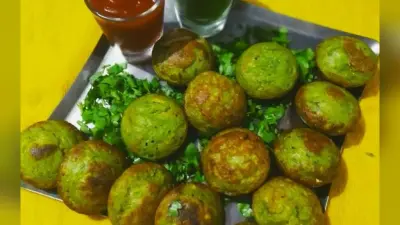 Bathua Appam Recipe: सर्दियों में खाएं हेल्दी बथुए के अप्पम, जानिए बनाने की सबसे आसान विधि