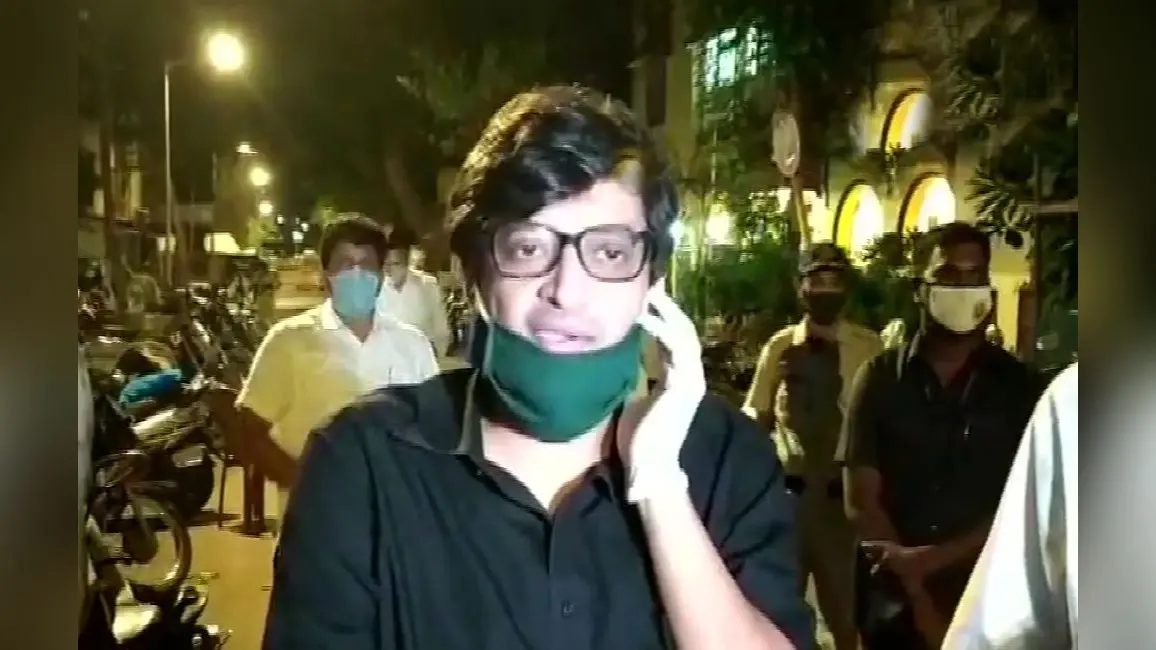 फर्जी टीआरपी कांड : मुंबई पुलिस आयुक्त के खिलाफ मानहानि का केस करेंगे अर्णब, कहा- माफी मांगे परम बीर सिंह