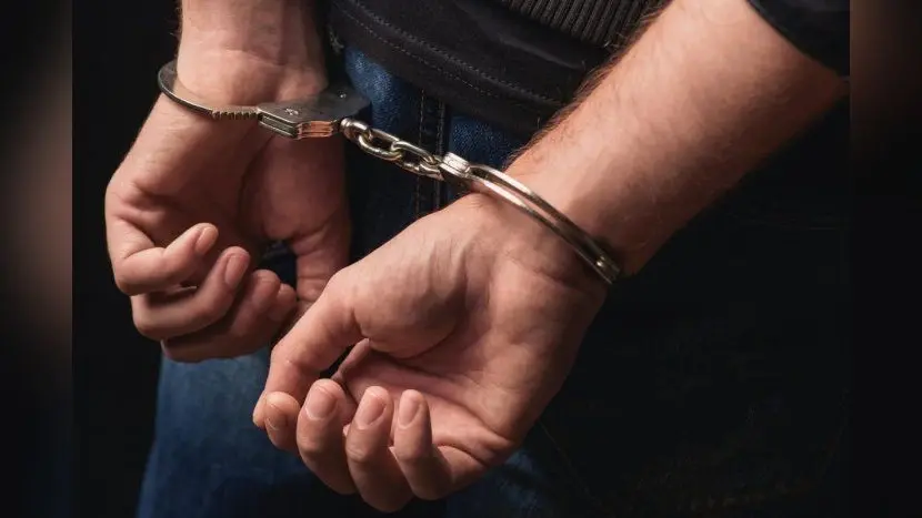 ‘तेरा बाप चोर है’ कहने पर कर दी थी हत्या, दो नाबालिग सहित तीन गिरफ्तार